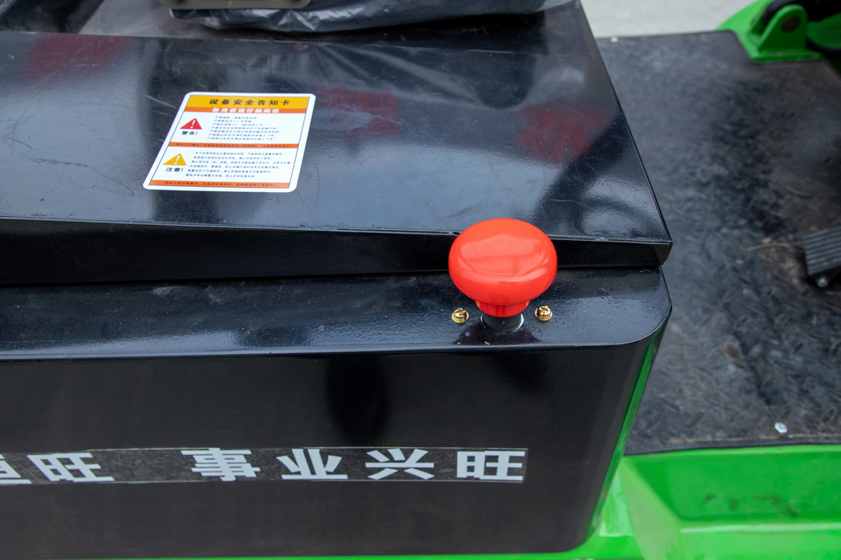 HWC-1.5T電動(dòng)叉車(chē)